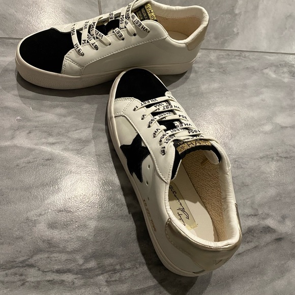 NWT Vintage Havana sneakers, size 7 - Picture 3 of 13